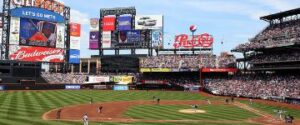 new york mets clubhouse manager fired gambling probe mlb futures