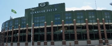 2013-packers-stadium01