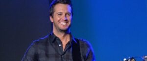 Super Bowl LI Odds – How long will Luke Bryan’s National Anthem be?